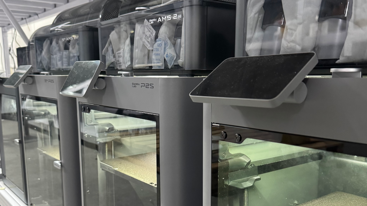클릭커 제작 전문업체 여백공방 3D 프린팅 제조 공간